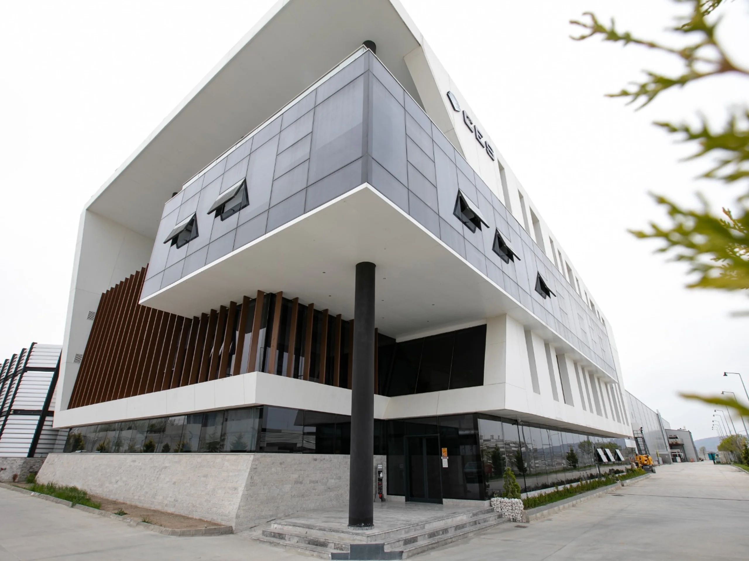Fabrika ve İdari Bina – görsel 5